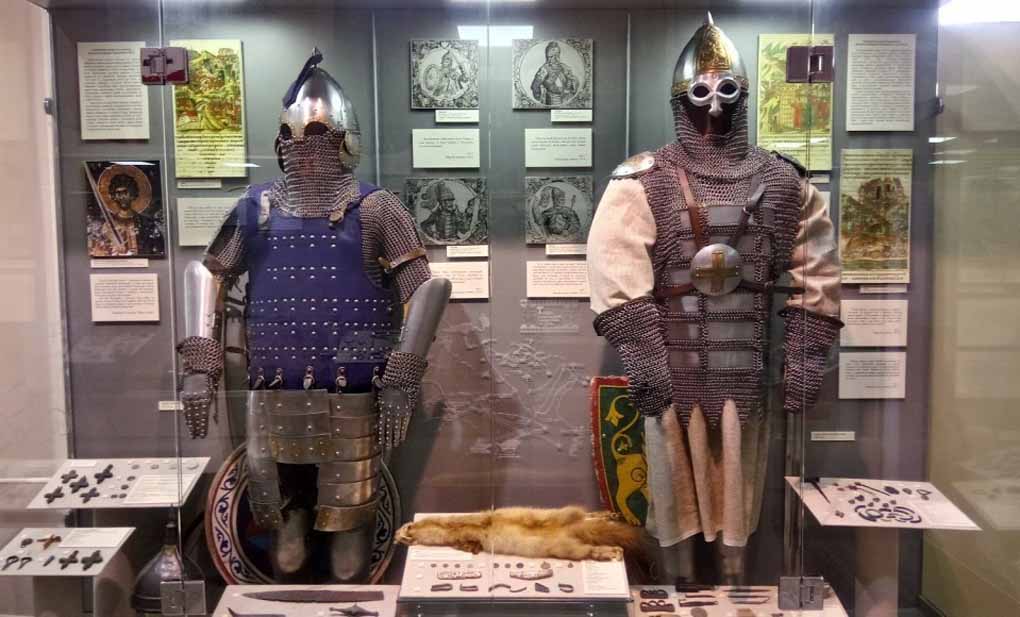 Кольчуги славянских воинов. Исторический музей в Смоленске.